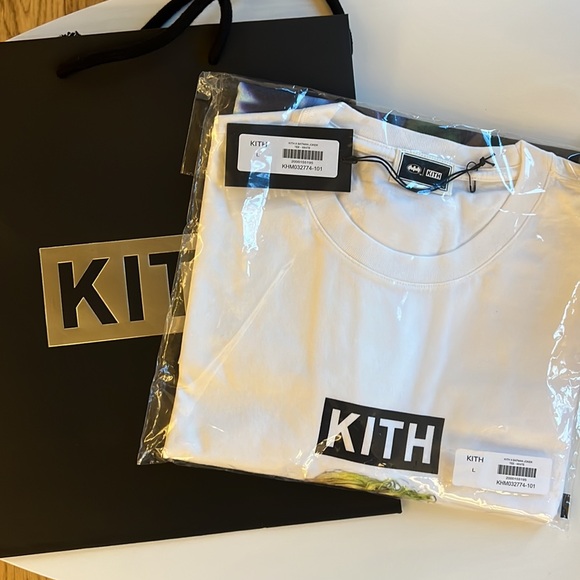 BATMAN X KITH JOKER Tee in White 🦇💚💜♣️ Men’s Size Large NWT 🏷️ - Picture 7 of 10